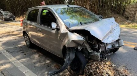 Acidente na SP-50 deixa duas vítimas graves em São José