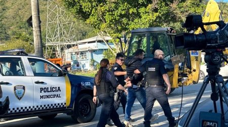 Pai é preso após escola acionar botão do pânico para proteger aluna em São Sebastião