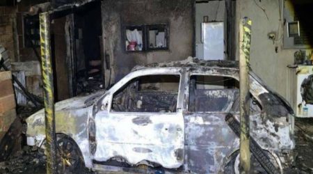 Terror em Ubatuba: Tentativa de feminicídio deixa mulher esfaqueada e outra com queimaduras graves