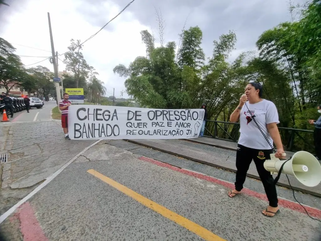 O Banhado encontra-se sitiado desde 7 de julho, afirma líder dos moradores