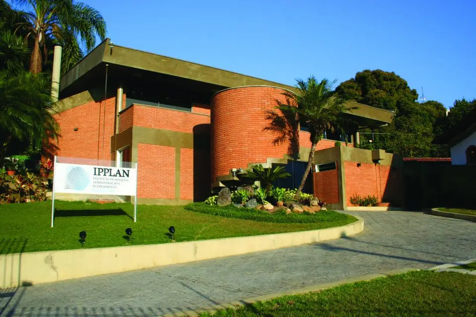 Responsável pelo 156, Ipplan tem vínculo encerrado com a prefeitura de São José dos Campos