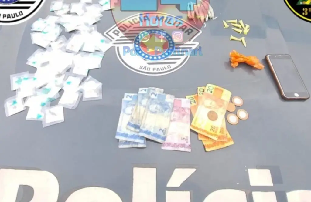 3° BAEP apreende adolescente com drogas e dinheiro pela Vila Tesouro