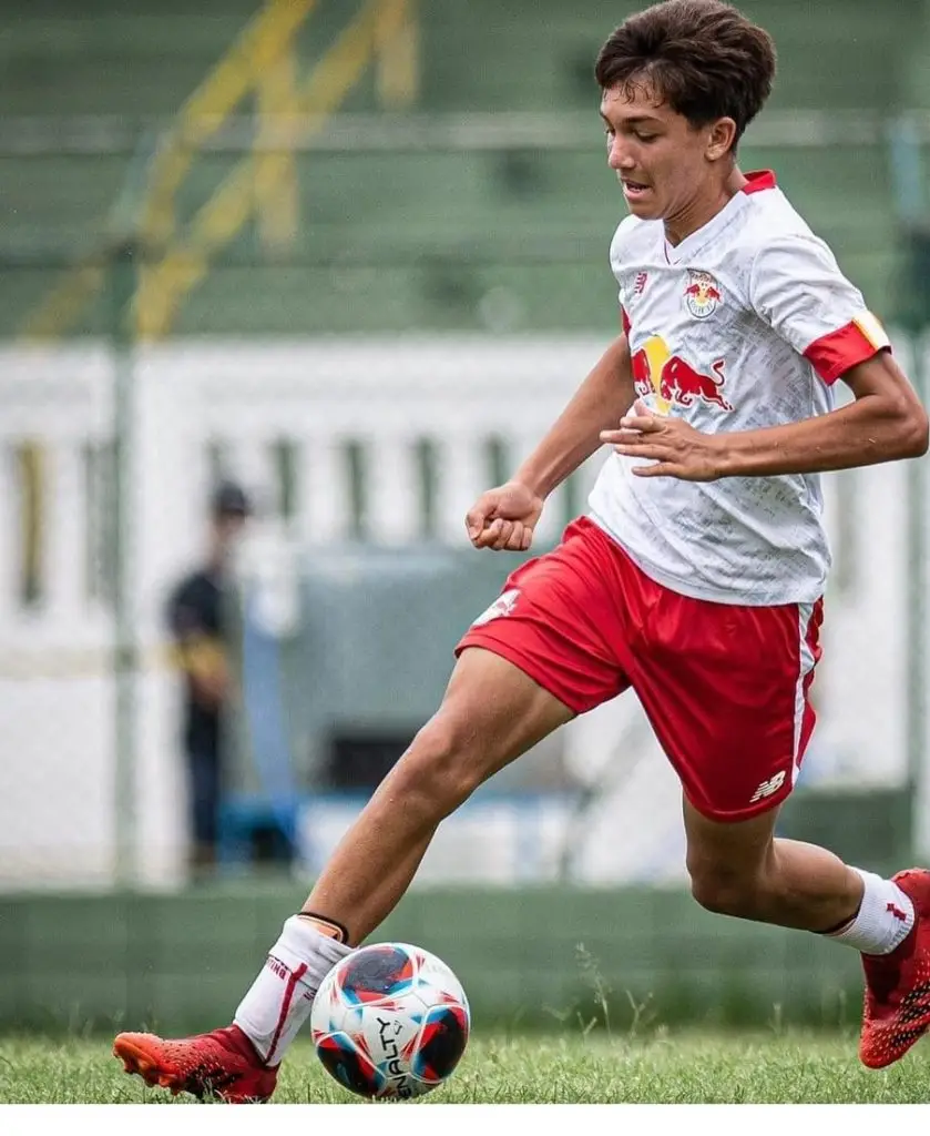 Lorenense Enrico Vellenich é convocado para a Seleção Brasileira Sub-15