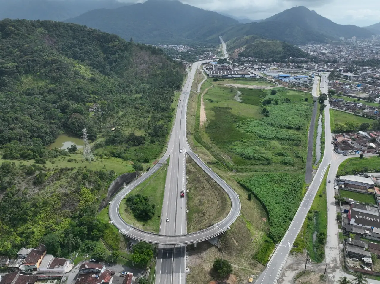 Rodovia dos Tamoios terá bloqueios momentâneos para aferição de radares
