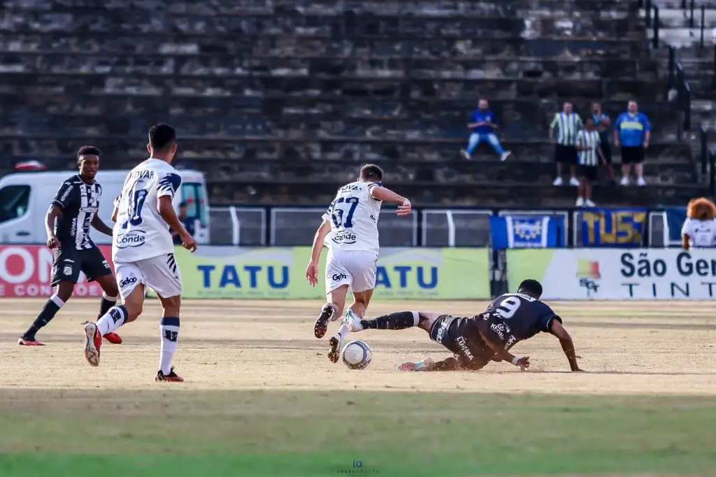 São José vence Inter fora por 2 a 1 e sonha na Série D