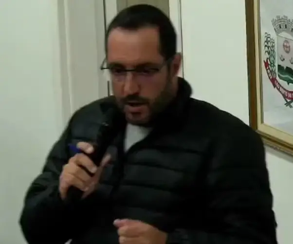 Vereador é investigado por dar facada durante briga em bar