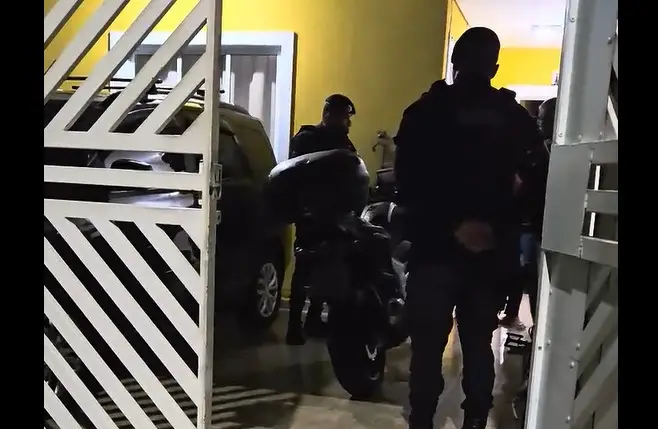 Moto roubada por criminosos é abandonada no Dom Pedro e devolvida a vítima