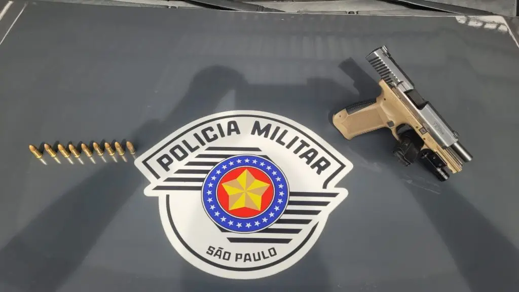 BAEP prende homem com pistola de mira a laser em São José dos Campos