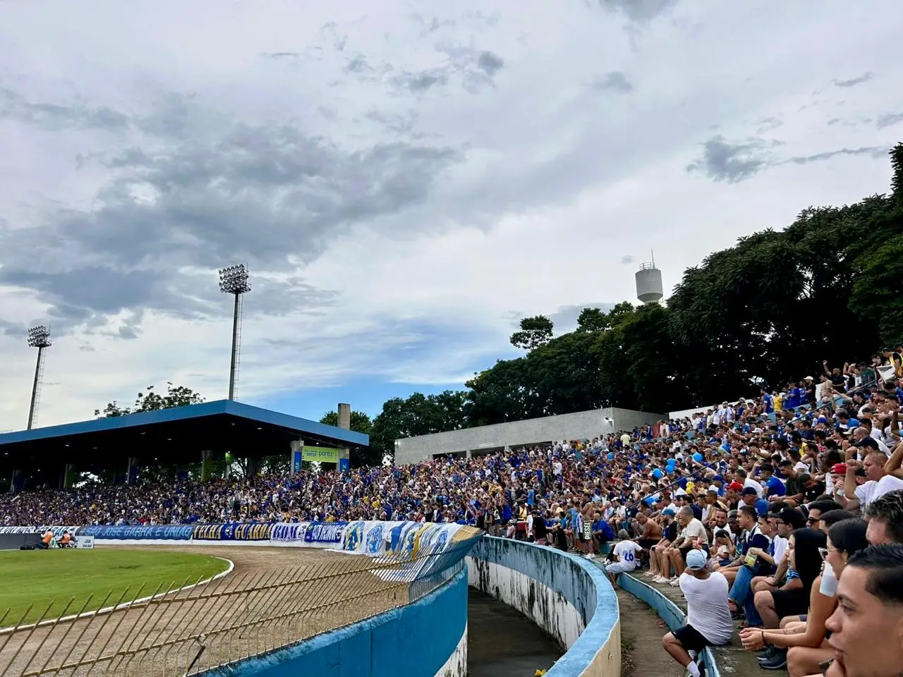 Tour no estádio Martins Pereira celebra 92 anos do São José EC