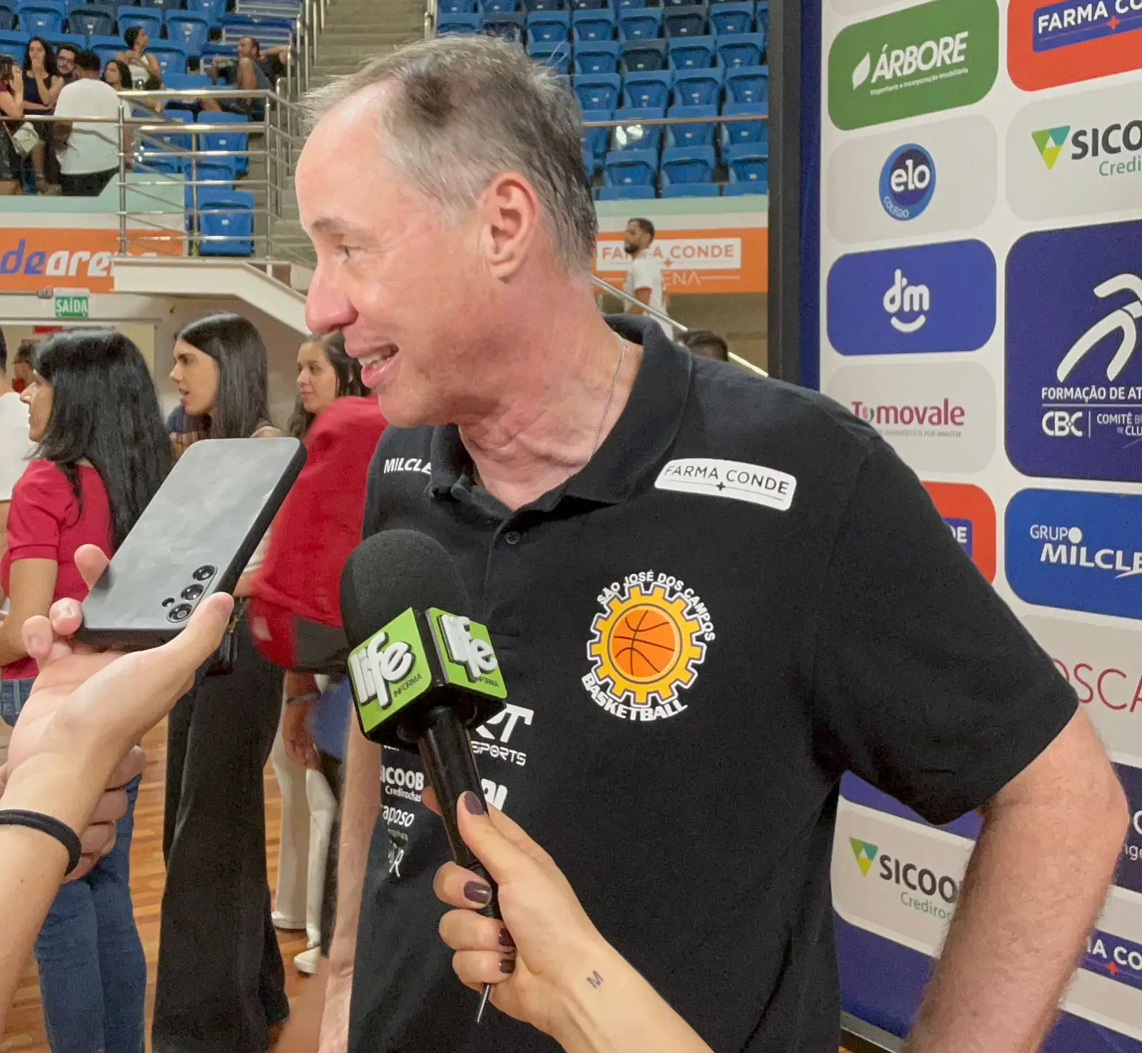 Técnico Régis Marrelli deixa o comando do São José Basketball!