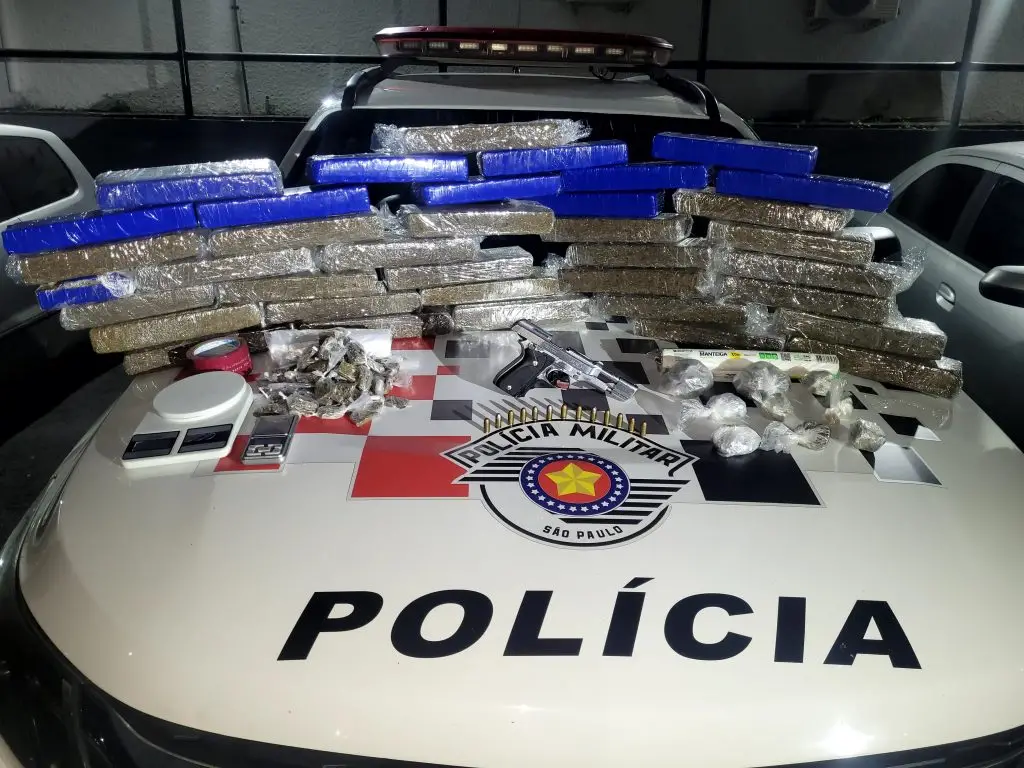 Tentativa de homicídio e apreensões de arma e 34 kg de drogas na zona leste
