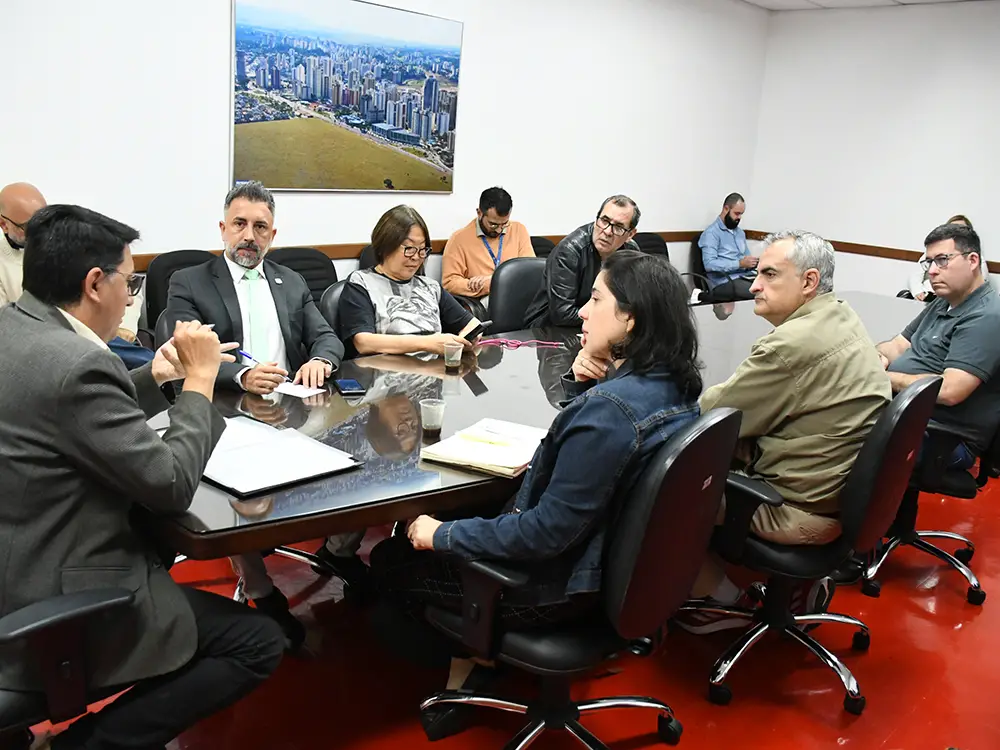 Frentes parlamentares contra adultização, erotização infantil e pedofilia discutem ações na Câmara de São José dos Campos