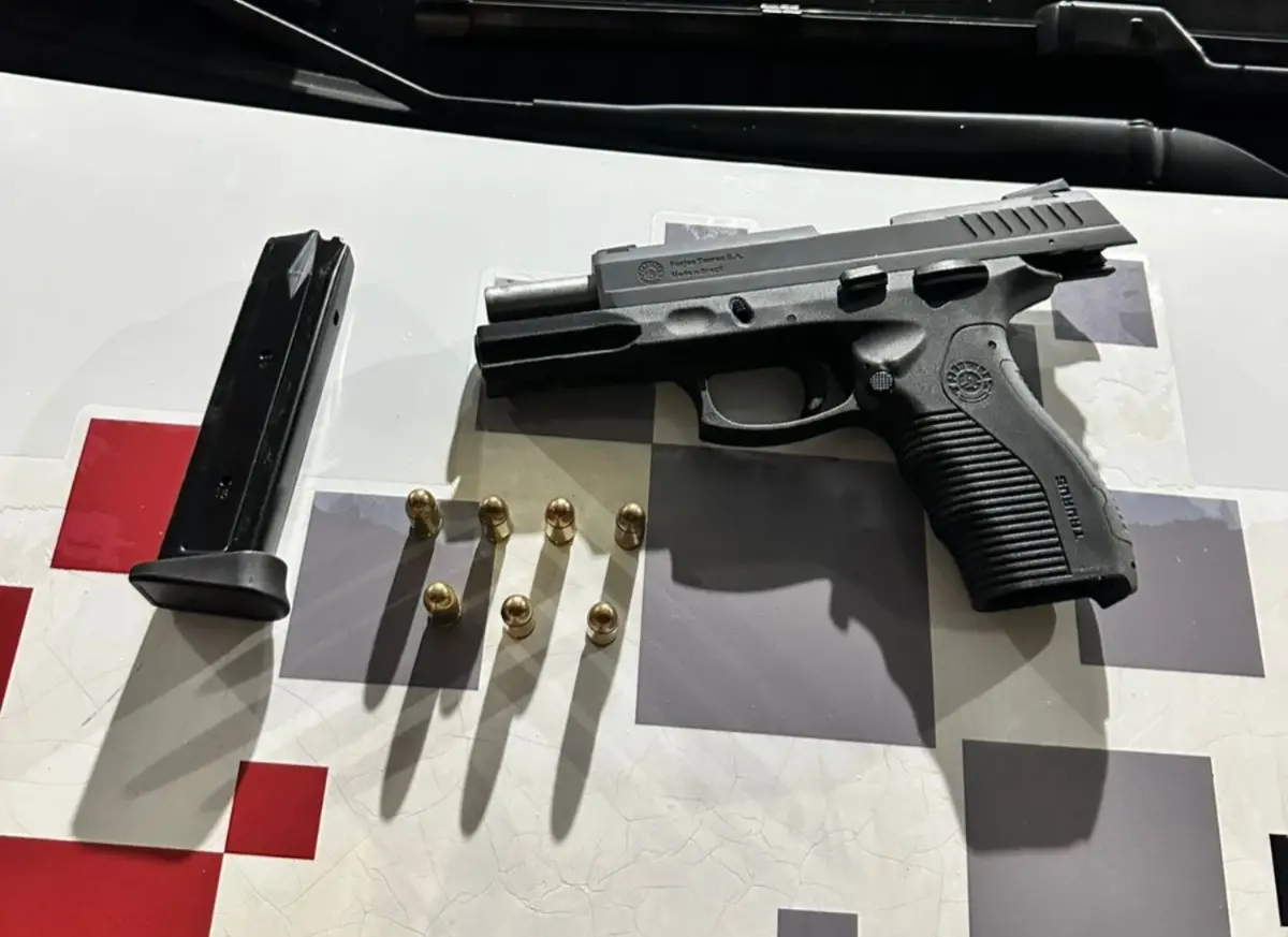 Homem dispara em via pública e é preso por porte ilegal de arma no distrito de Eugênio de Melo