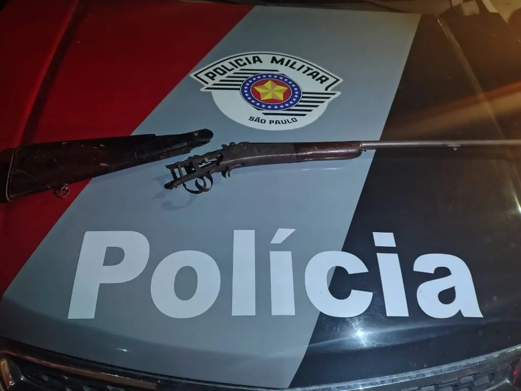 Após briga, homem é preso por disparo e porte ilegal de arma em São Francisco Xavier