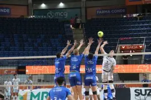 Em estreia diante da torcida, Vôlei São José perde para o Suzano
