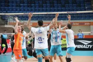 Vôlei São José entra na zona de classificação para os playoffs após vencer Mogi