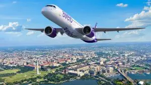Avelo encomenda Embraer E195-E2 em pedido de US$ 4,4 bi, marcando estreia da aeronave nos EUA e expansão da malha aérea.