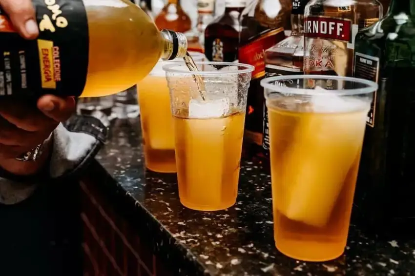 Fiscalização de bebidas proíbe copão em adegas de São José dos Campos