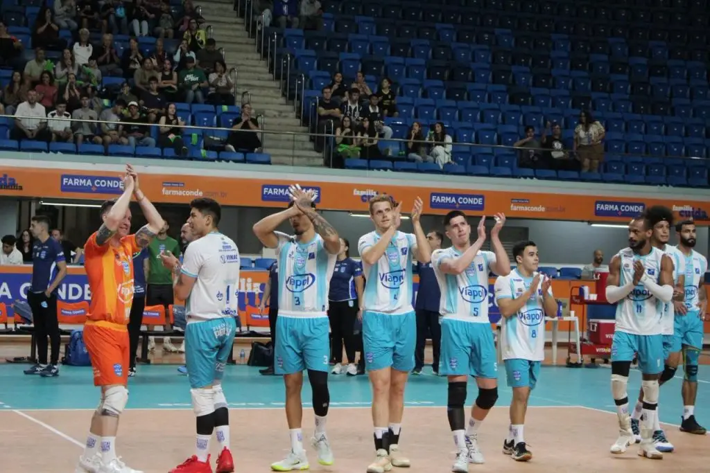 Vôlei São José perde para Campinas e bambeia na semifinal do Paulista