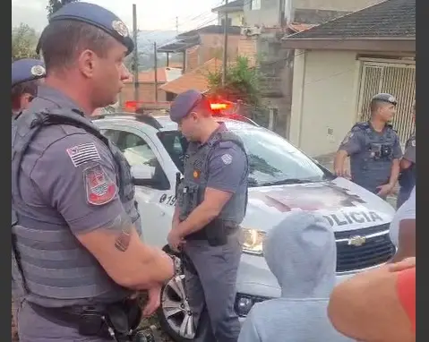 Ação policial Vila Unidos mobiliza PM e Cavalaria