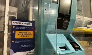 Cabines de autoatendimento são instaladas na Rodovia dos Tamoios