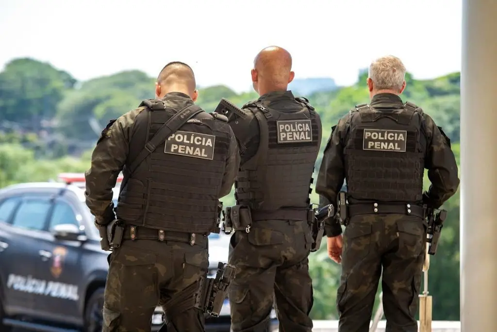 Aberto concurso público para Polícia Penal com 1,1 mil vagas!