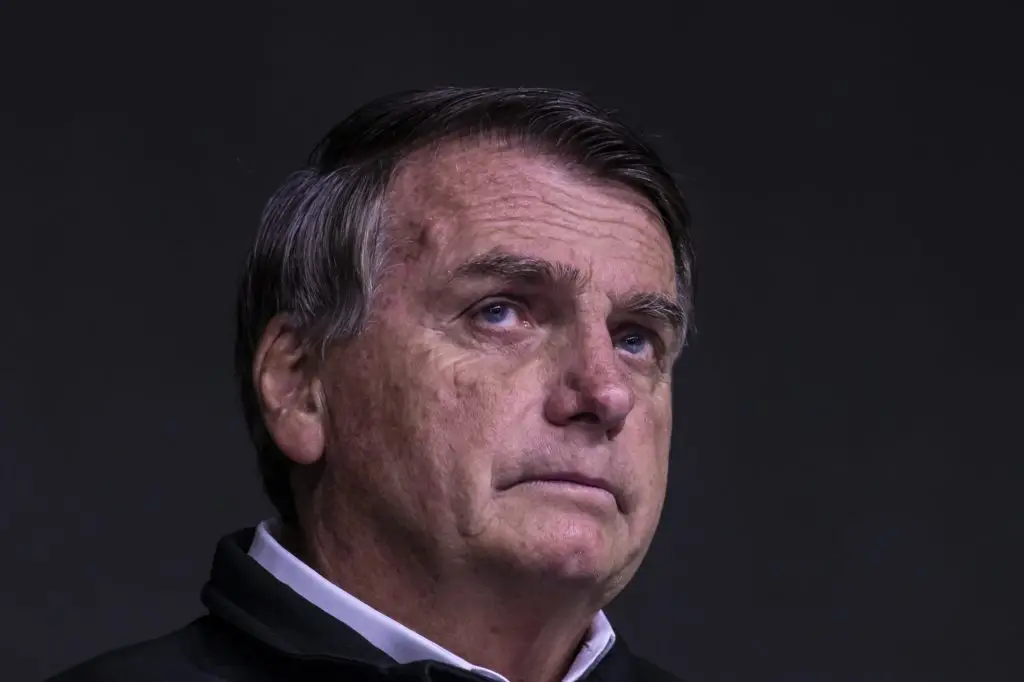 Bolsonaro é preso pela PF e passa a ter regras ainda mais rígidas determinadas pelo STF