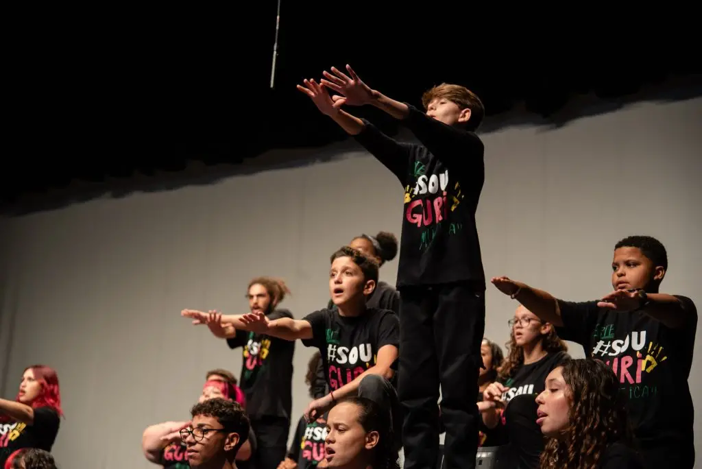 GURI 30 anos comemora com flashmob em 70 cidades, incluindo cidades da RM Vale, reunindo milhares de jovens músicos