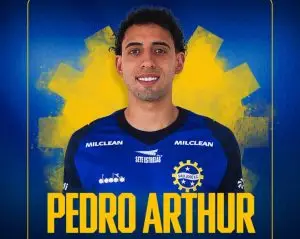 Com passagem pela Seleção de base, Pedro Arthur é confirmado no São José em 2026