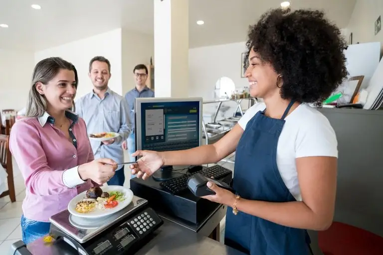 Decreto do vale-alimentação moderniza o PAT, limita taxas, amplia concorrência e garante mais liberdade de escolha aos trabalhadores 