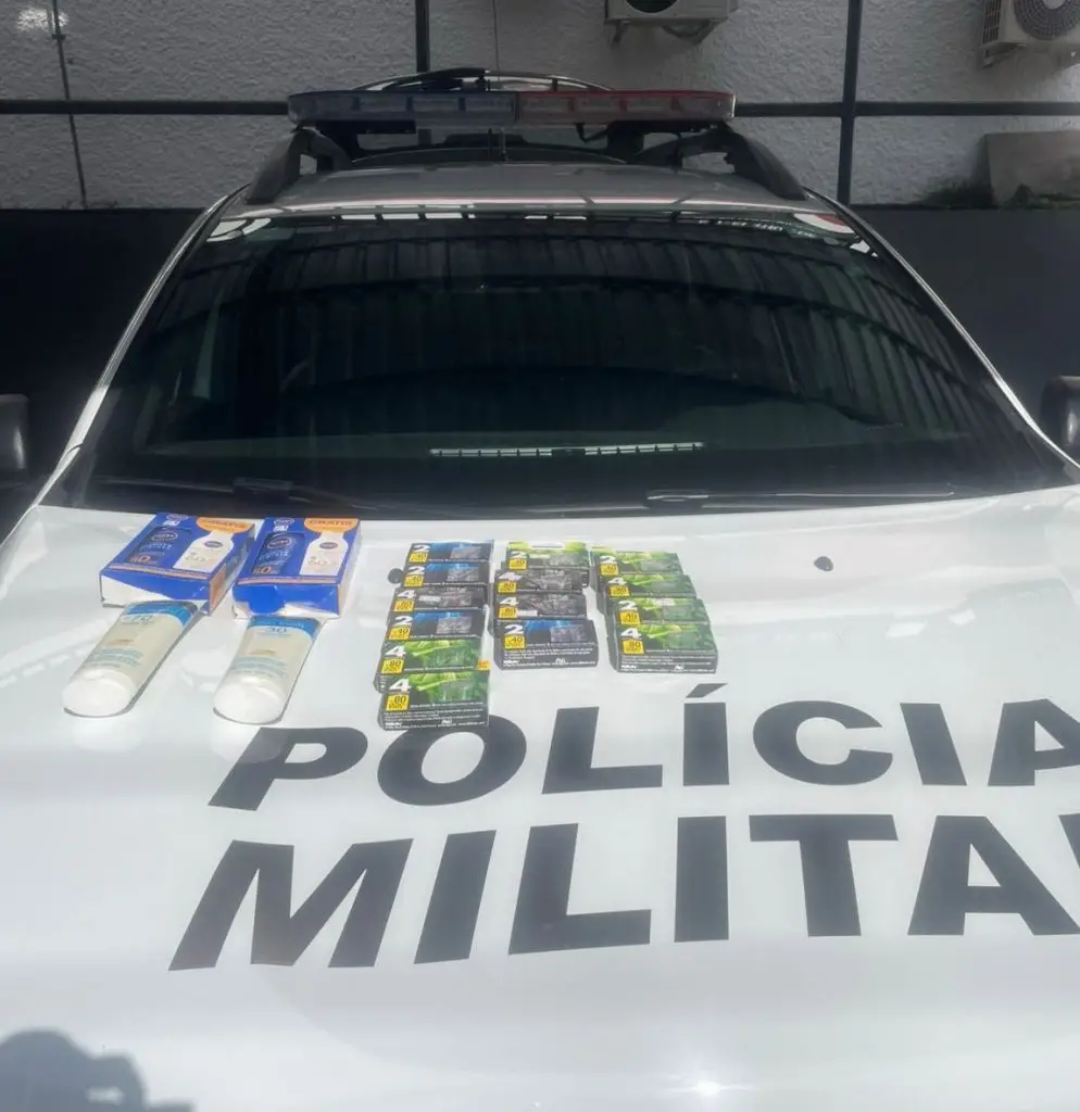 Casal é preso em flagrante após furto em farmácia em São José dos Campos