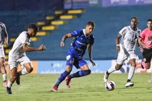 São José empata com o Monte Azul no Martins Pereira