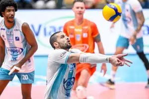 Viapol Vôlei São José enfrentou o Vôlei Renata fora de casa pela Superliga masculina
