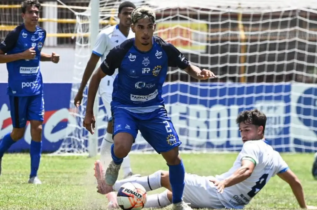 Após 19 anos, São José faz história na Copinha e avança à segunda fase com golaço decisivo