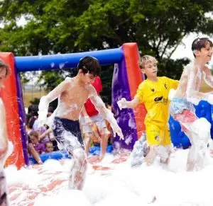 Arena Aquática marca início do Verão Kids em São José dos Campos