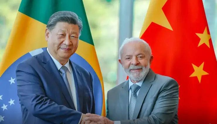 Lula anuncia isenção de visto a cidadãos chineses em medida de reciprocidade