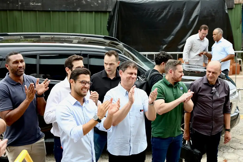 Tarcísio de Freitas entrega Complexo Educacional de Juquehy, em São Sebastião