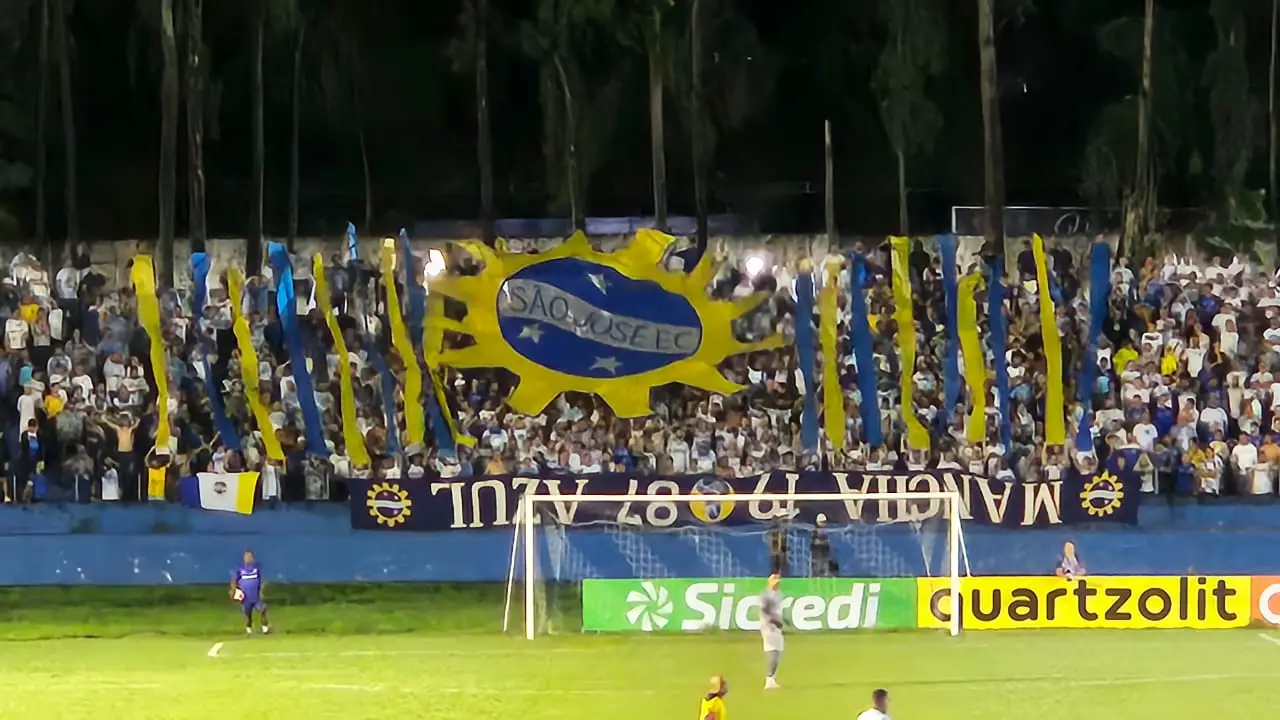 Mancha Azul organiza caravana para levar torcedores do São José ao clássico contra o Taubaté, no Joaquinzão