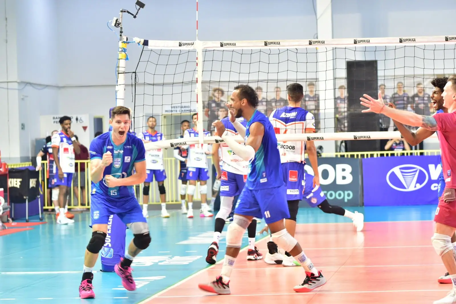 Vôlei São José foi derrotado pelo Monte Carmelo fora de casa pela Superliga masculina/ Foto: @mirelyrodrigues06_ / @hamandaborges