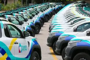 Governo de SP entrega veículos para 22 cidades da RM Vale