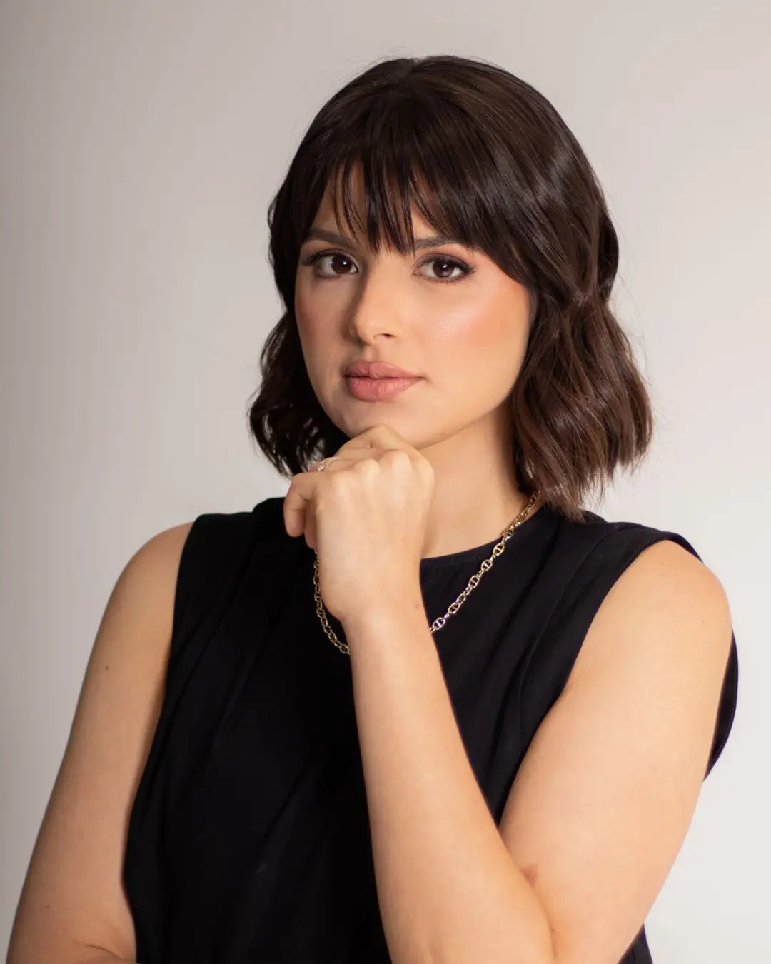 Construir uma equipe de confiança e aprender a delegar também foram passos essenciais para sustentar esse crescimento.