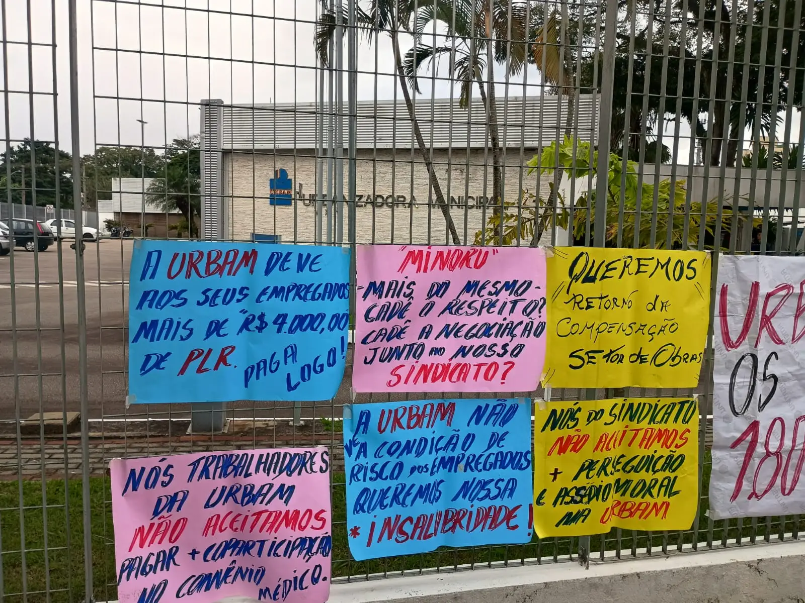 Funcionários da Urbam entram em greve em São José dos Campos e coleta reciclável é afetada