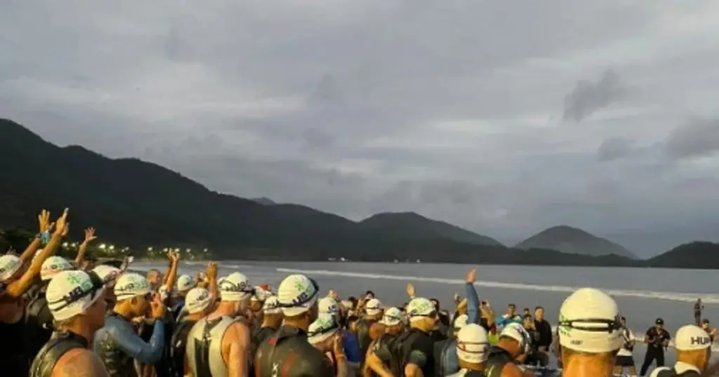 Atletas iniciam desafio de 515 km no UB515 Ultraman Brasil em Ubatuba