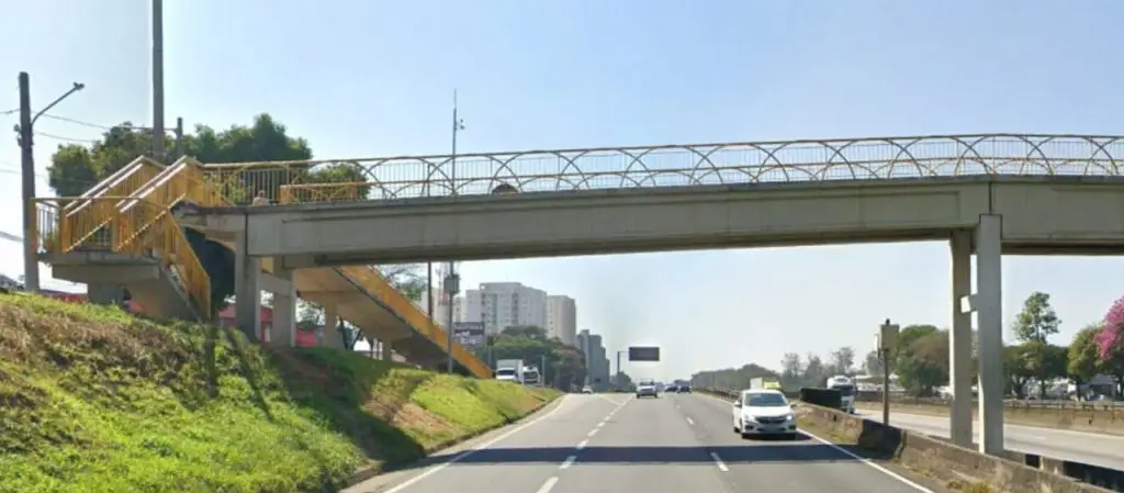 Marginal da Via Dutra, em São José, será interditada para desmontagem de passarela