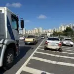 Acidente no Anel Viário deixa motociclista ferido em São José dos Campos