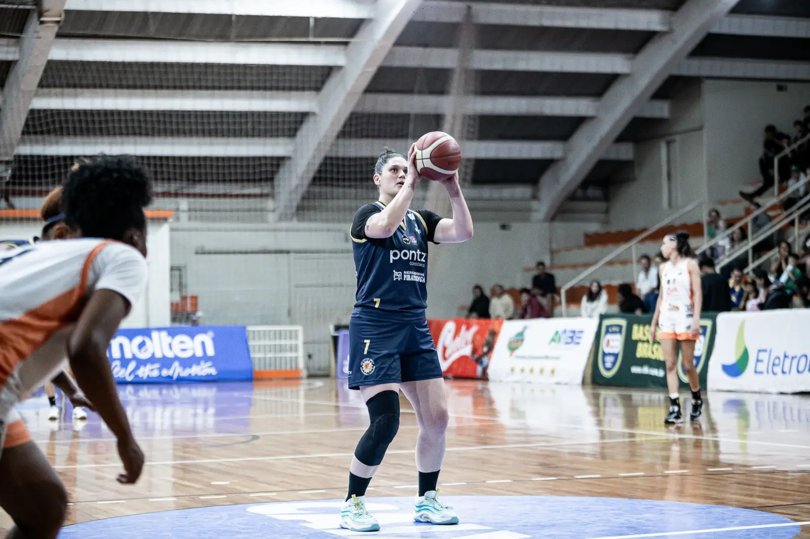 Bárbara Souza retorna ao Pontz São José Basketball para a sequência da LBF 2026.