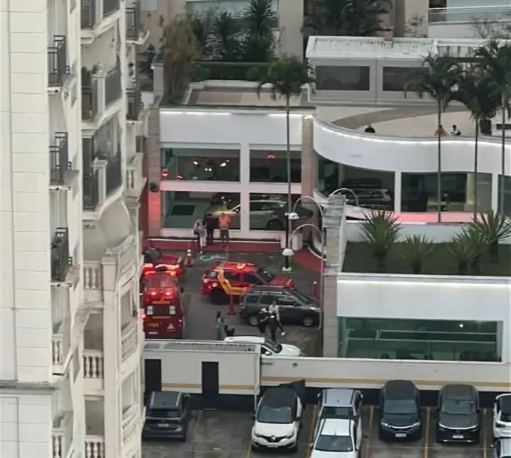 Corpo de Bombeiros atua em incêndio registrado em apartamento no Jardim Esplanada, em São José dos Campos