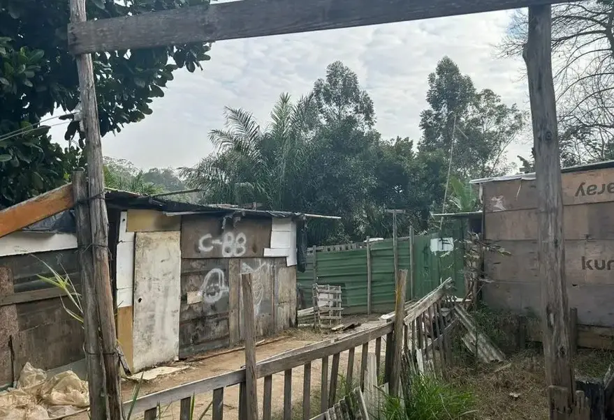 Cerca de 300 famílias vivem na comunidade / Foto: Life