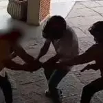 Violência em Ubatuba: Turista goiano é assaltado por criminosos armados em frente à pousada e tem joias roubadas!