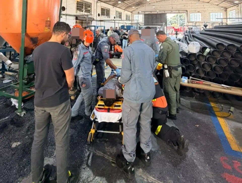 Acidente em triturador em São José dos Campos mobiliza resgate